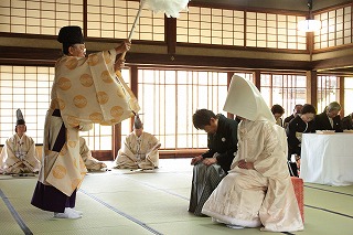 玉藻・宮司と二人(しゅばつ).jpg