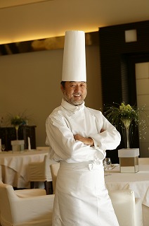 石鍋シェフ写真.jpg