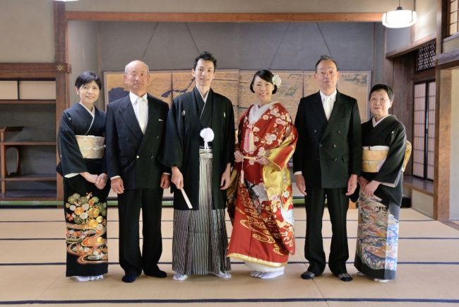 東京から“城好き”“歴史好き”のカップルが【史跡高松城 玉藻公園（城婚）】で挙式