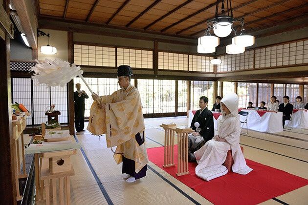 香川県高松市のお城で結婚式　玉藻公園で神前式　高松城玉藻公園で宮司の結婚式