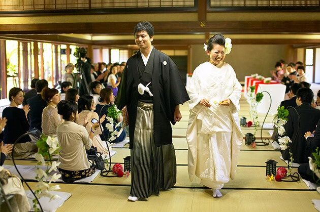 香川県高松市のお城で結婚式　玉藻公園で和婚の人前式　お城の結婚式の人前式