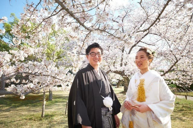 コロナ禍で結婚式を挙げられたカップルの事例