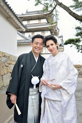 国際結婚式を日本で挙げる。日本らしい国際結婚式。国際結婚の演出。お城で結婚式。
Japanese Traditional Wedding Ceremony,Kimono Wedding