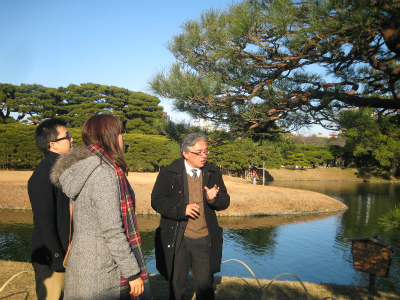 話を聞こう（栗林公園　古川所長） (1).jpg