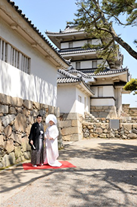 お城で結婚式